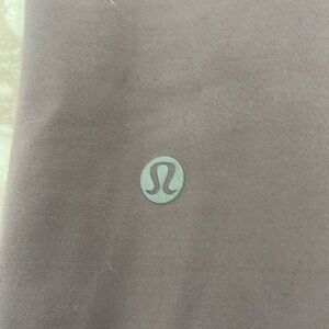 Lululemon light purple leggings